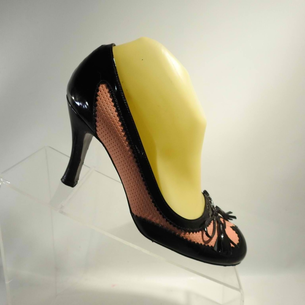 Via Spiga Size 7.5 Black Pumps Womens R1 C19